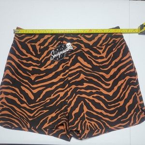 NWT Sourpuss Sweetie Pie Shorts - Tiger xxxl